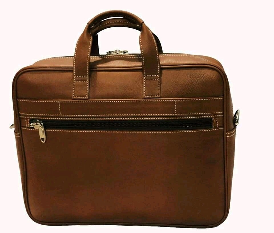 Buy Professional Leather Bags Online from leatheriza.com